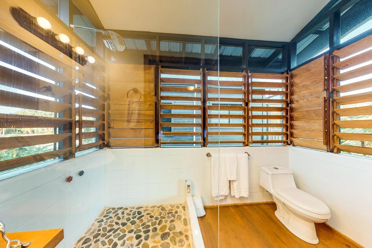 Inn The Trees Cabanas Placencia Εξωτερικό φωτογραφία