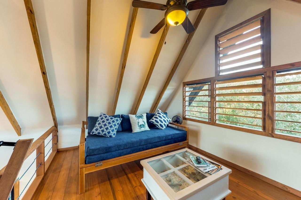 Inn The Trees Cabanas Placencia Εξωτερικό φωτογραφία
