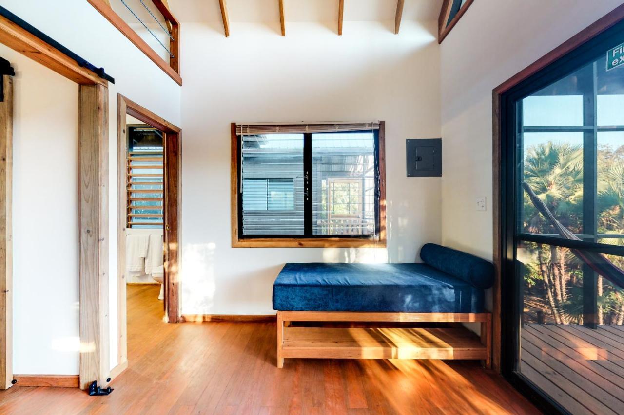 Inn The Trees Cabanas Placencia Εξωτερικό φωτογραφία