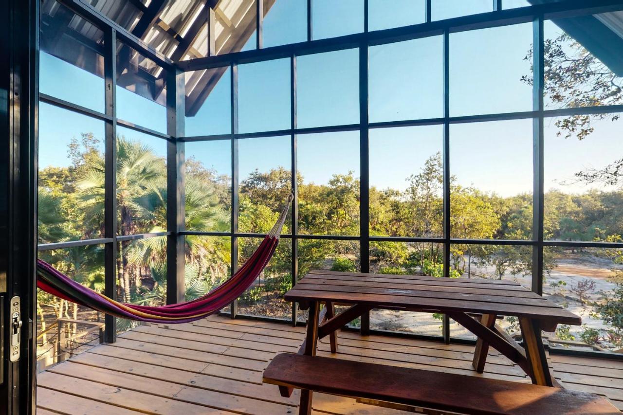 Inn The Trees Cabanas Placencia Εξωτερικό φωτογραφία